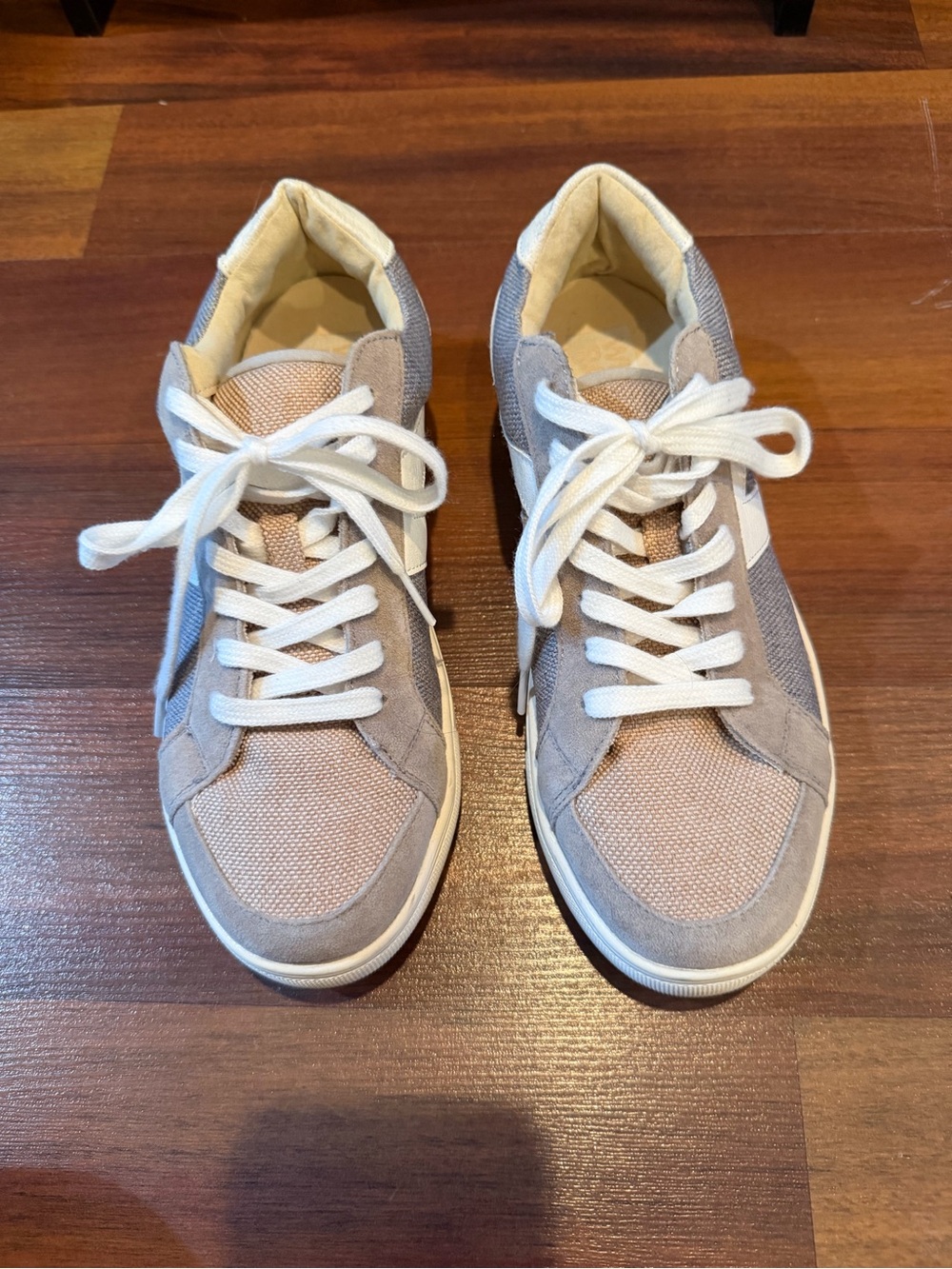 Vici Lace-Up Sneakers in Beige and Gray